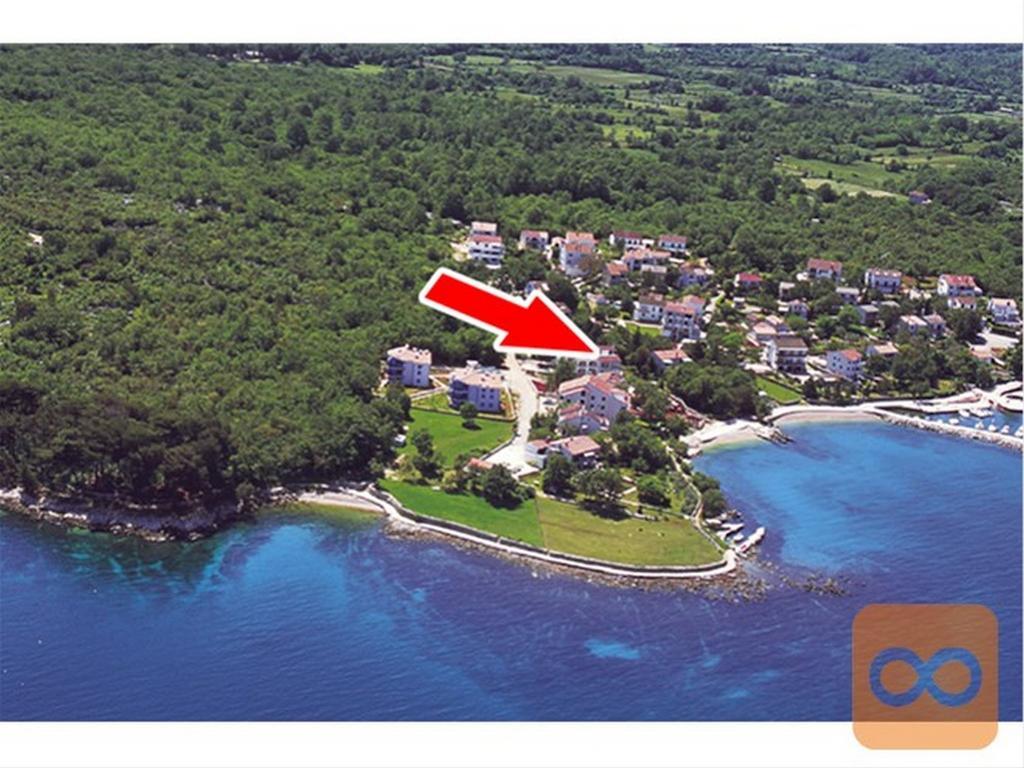 Maestral Apartments Малинска Экстерьер фото